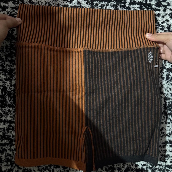 NWOT FP Movement Stripe Mixing Short / Black + Myrrh Combo M/L - Picture 10 of 11